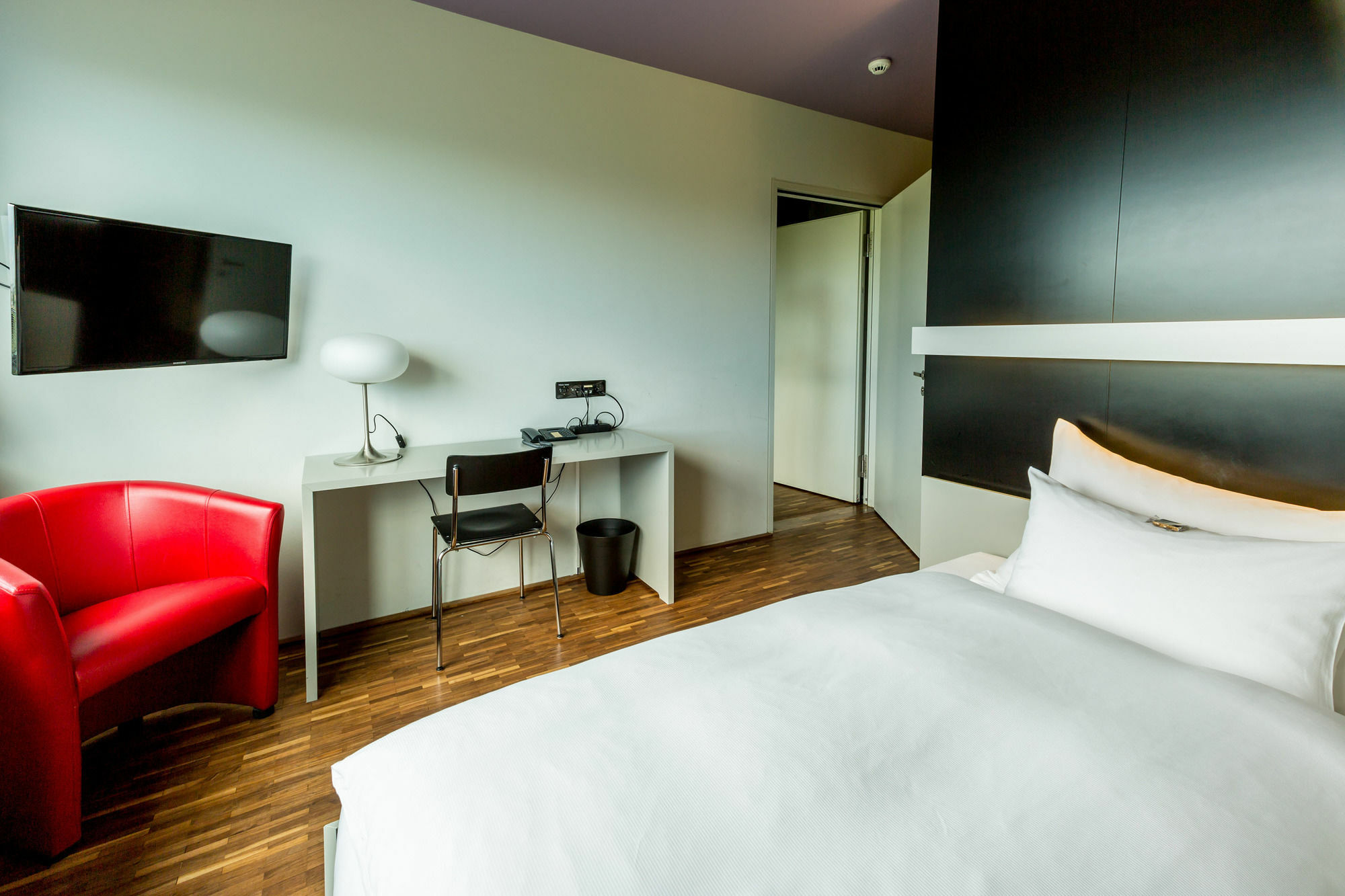 Dasbreitehotel Am Rhein Basel Luaran gambar
