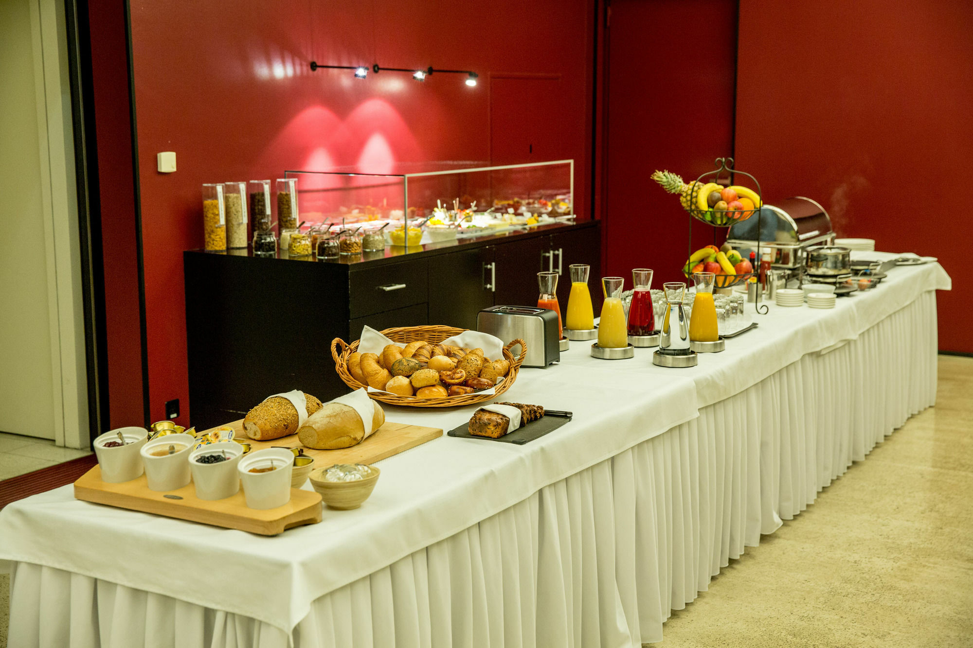 Dasbreitehotel Am Rhein Basel Luaran gambar